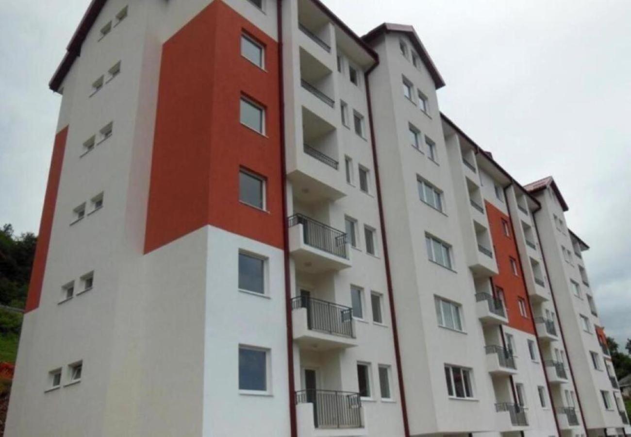Peaceful Apartment Плужине Экстерьер фото